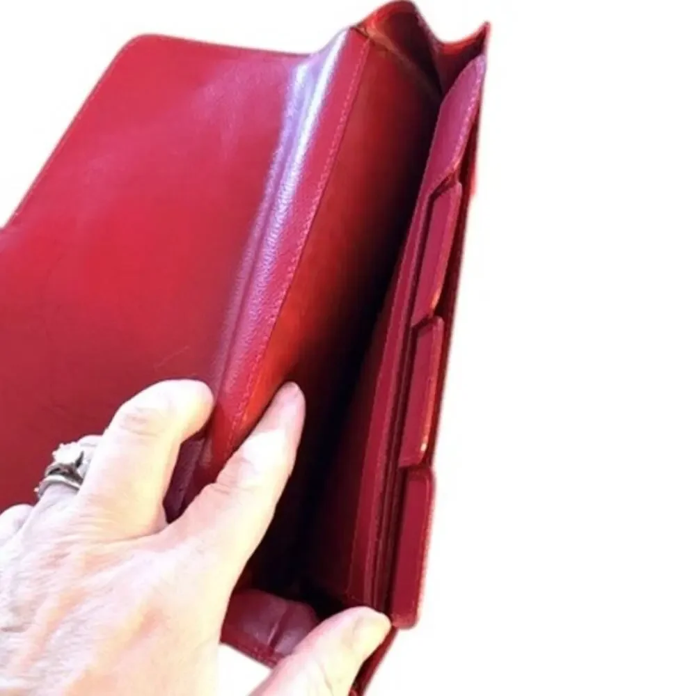 Red Leather Travel Wallet Organizer ✈️ - Picture 7 of 10